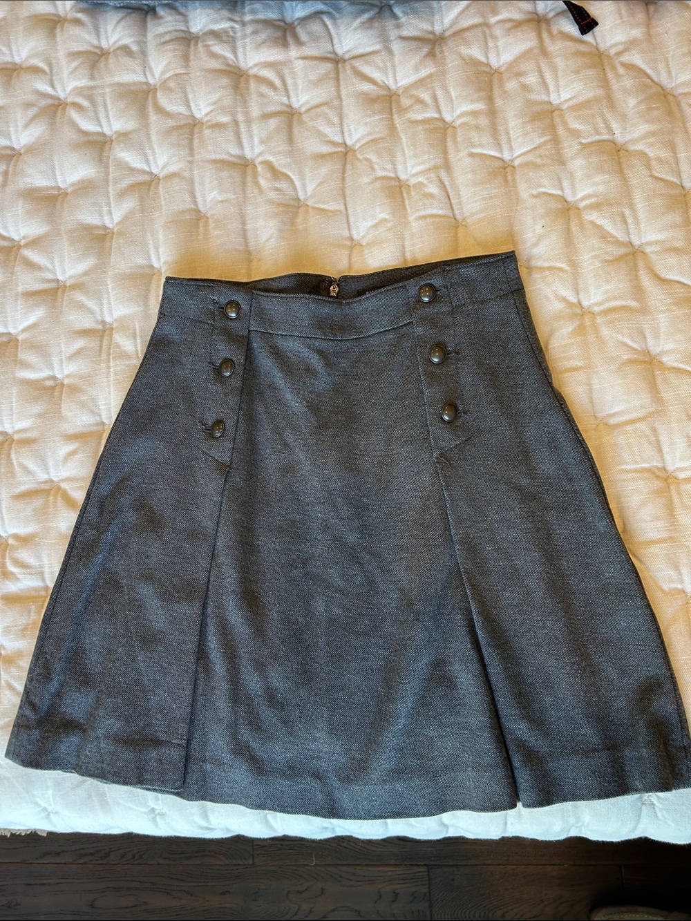 Classic Gray A-Line Button-Accent Women’s Skirt 17”